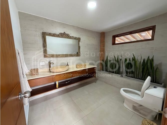 Finca en arriendo en La Mina, Envigado, 700 m² · foto 22 de 24