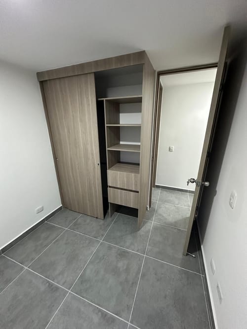 Apartamento de 2 alcobas en venta en La Tablaza, La Estrella, 64 m² · foto 6 de 10