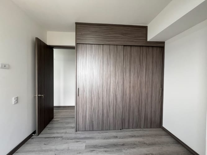 Apartamento de 3 alcobas en arriendo en El Poblado, Medellín, 76 m² · foto 6 de 13
