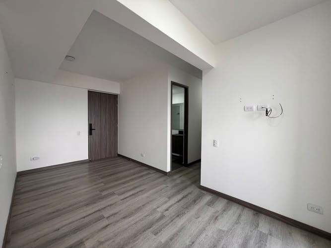 Apartamento de 3 alcobas en arriendo en El Poblado, Medellín, 76 m² · foto 11 de 13