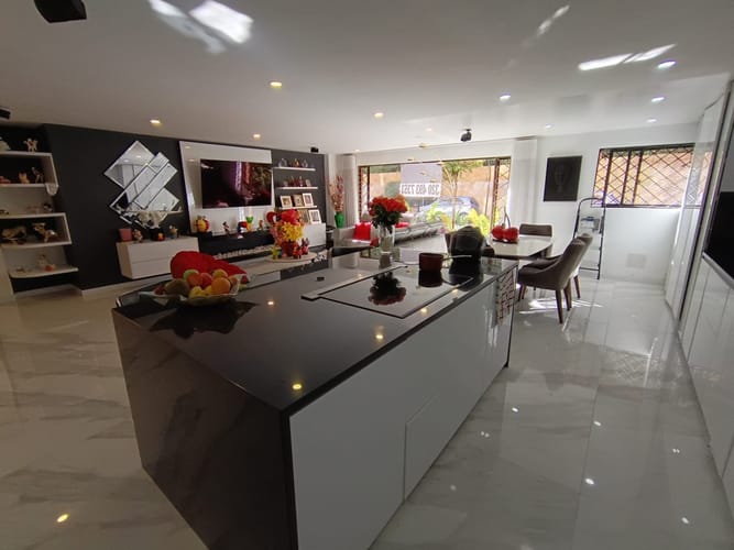 Apartamento de 3 alcobas en venta en Los Rosales, Bogotá, 175 m² · foto 7 de 20