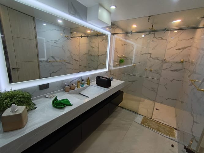 Apartamento de 3 alcobas en venta en Los Rosales, Bogotá, 175 m² · foto 14 de 20