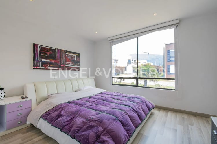 Casa de 4 alcobas en arriendo en Pueblo Viejo, Cota, 311 m² · foto 15 de 20