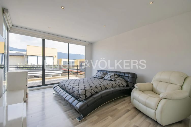 Casa de 4 alcobas en arriendo en Pueblo Viejo, Cota, 311 m² · foto 13 de 20