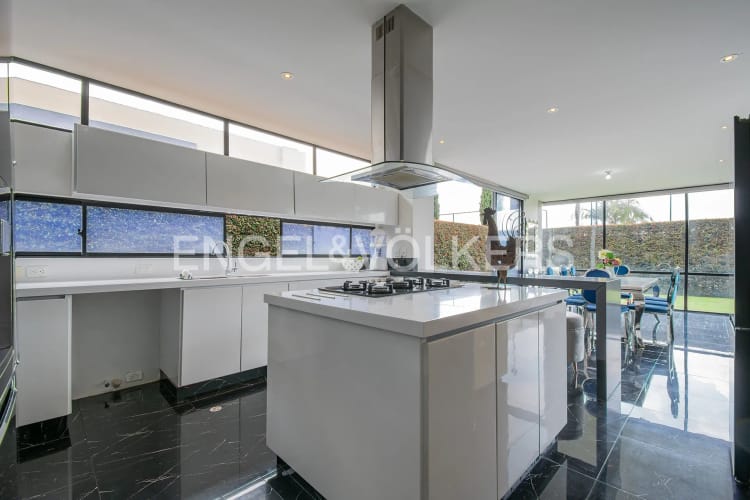 Casa de 4 alcobas en arriendo en Pueblo Viejo, Cota, 311 m² · foto 9 de 20
