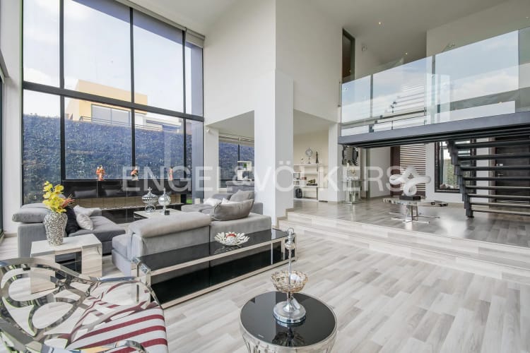 Casa de 4 alcobas en arriendo en Pueblo Viejo, Cota, 311 m² · foto 2 de 20