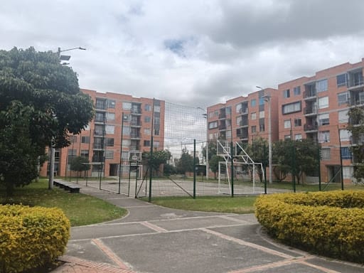 Apartamento de 3 alcobas en arriendo en Conjunto Residencial Zaragoza Ii, Madrid, 70 m² · foto 21 de 23