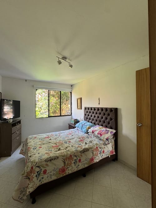 Apartamento de 3 alcobas en venta en Lorena, Medellín, 125 m² · foto 9 de 15