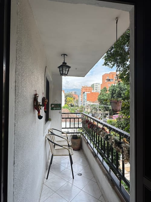 Apartamento de 3 alcobas en venta en Lorena, Medellín, 125 m² · foto 3 de 15