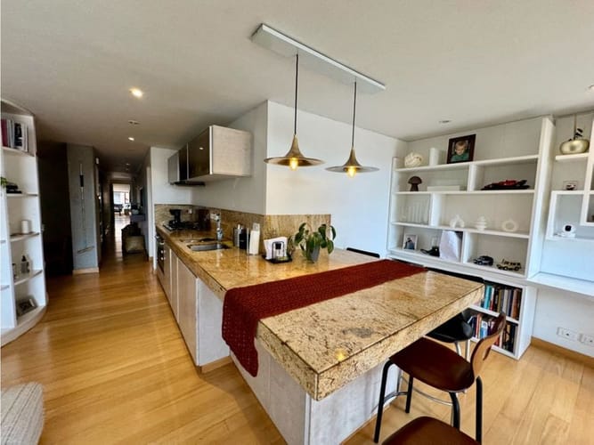 Apartamento en venta en Los Rosales, Bogotá · foto 6 de 15