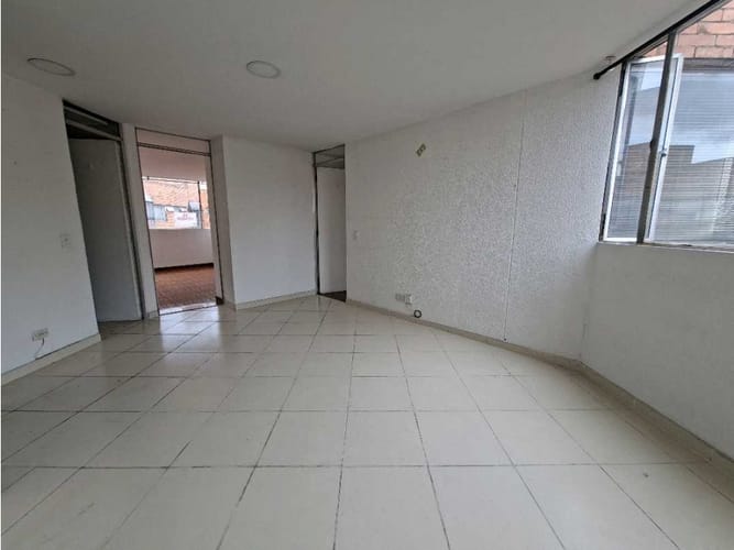 Apartamento en venta en Santa Maria Del Lago, Bogotá · foto 4 de 24