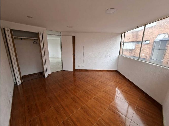 Apartamento en venta en Santa Maria Del Lago, Bogotá · foto 10 de 24