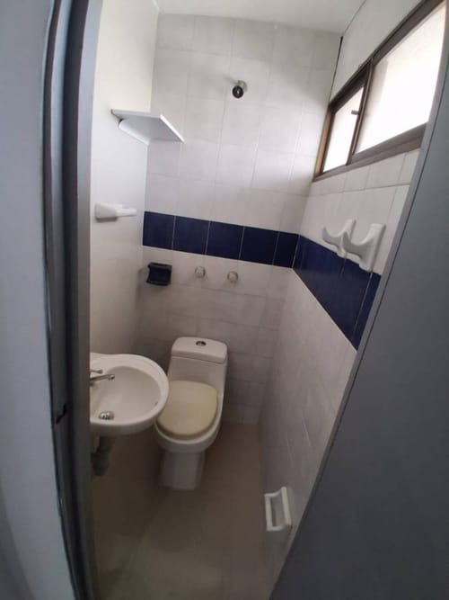 Consultorio en arriendo en Bocagrande, Cartagena, 15 m² · foto 6 de 7