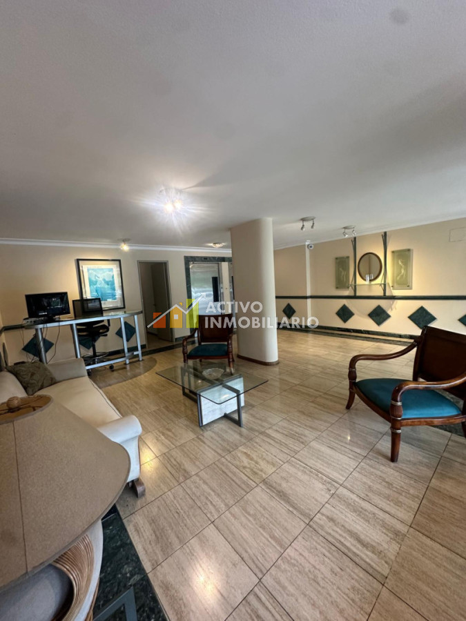 Alquiler apartamento amoblado 2 dormitorios 2 baños garaje y box -Golf · Foto 3