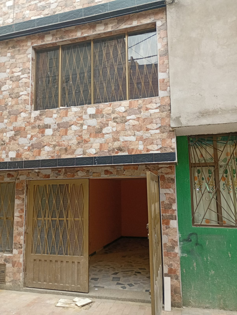 Casa en venta en Escocia, Bogotá · foto 3 de 15
