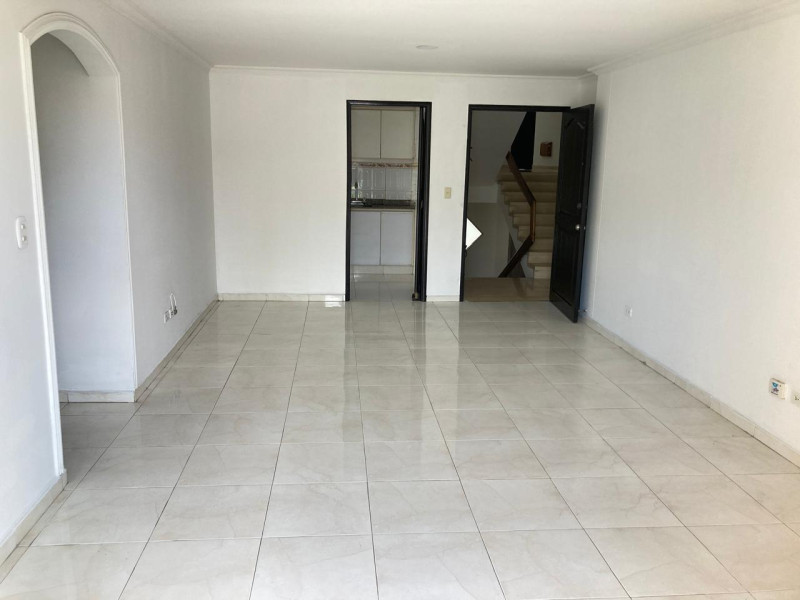 Apartamento en venta en Ciudad Jardin, Barranquilla · foto 3 de 14