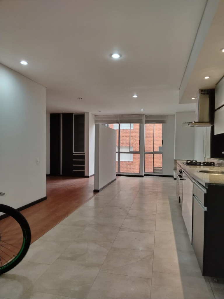 Apartamento en venta en Santa Barbara, Bogotá · foto 9 de 23