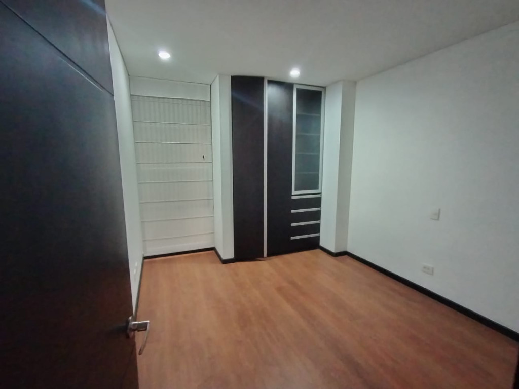 Apartamento en venta en Santa Barbara, Bogotá · foto 16 de 23