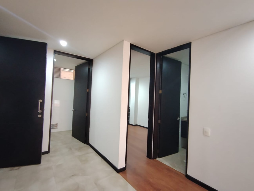 Apartamento en venta en Santa Barbara, Bogotá · foto 17 de 23