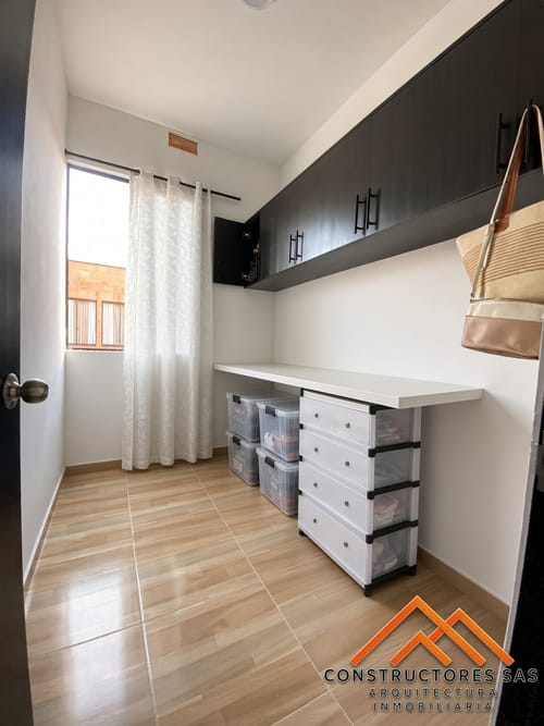 Apartamento de 3 alcobas en venta en Ub. Tierra Grata, Ibagué, 48 m² · foto 2 de 16