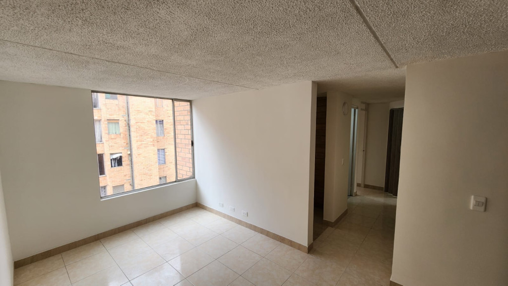 Apartamento en venta en San Antonio Norte, Bogotá · foto 3 de 11