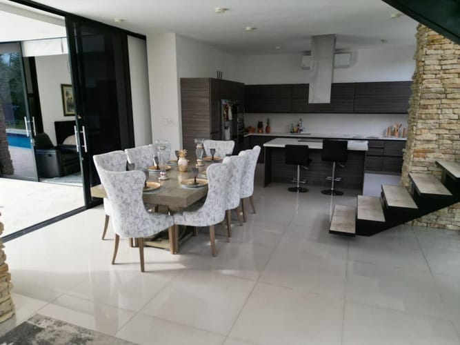 Casa de 5 alcobas en venta en Cairo Alto, Villavicencio, 650 m² · foto 4 de 8