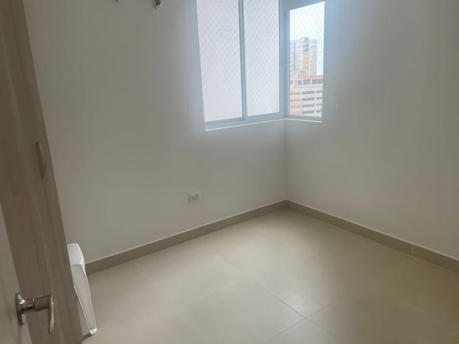 Apartamento de 3 alcobas en venta en Cr. Jardines De Tivoli, Barranquilla, 110 m² · foto 9 de 24
