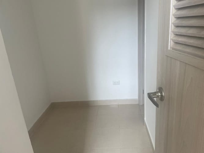 Apartamento de 3 alcobas en venta en Cr. Jardines De Tivoli, Barranquilla, 110 m² · foto 10 de 24