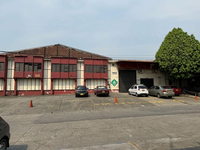 Bodega en venta en Alborada, Villavicencio, 3063 m² · foto 5 de 21