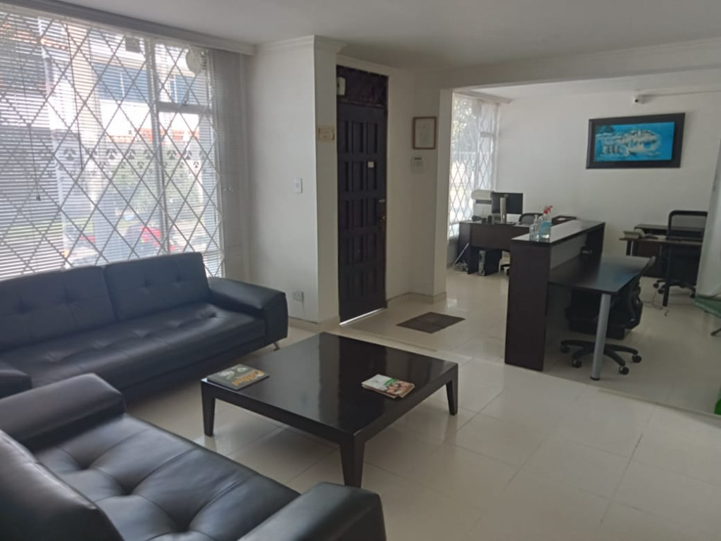 Casa en venta en Pasadena, Bogotá · foto 8 de 24