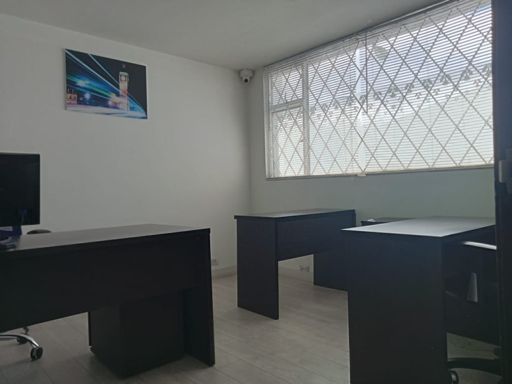 Casa en venta en Pasadena, Bogotá · foto 18 de 24