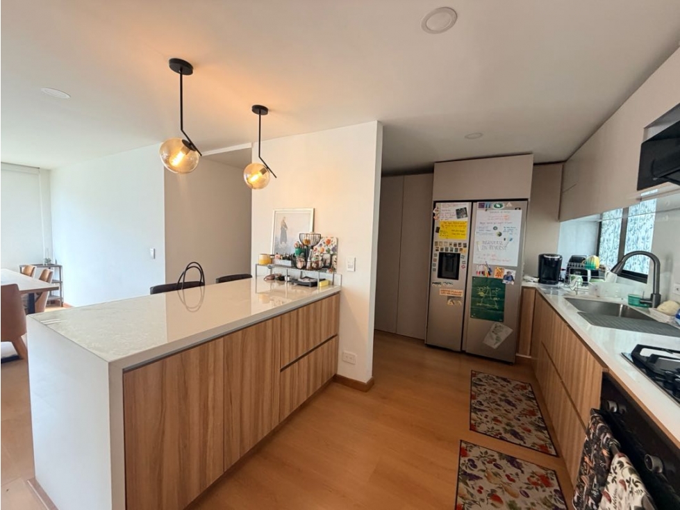 Apartamento en venta en Santa Barbara Central, Bogotá · foto 7 de 21