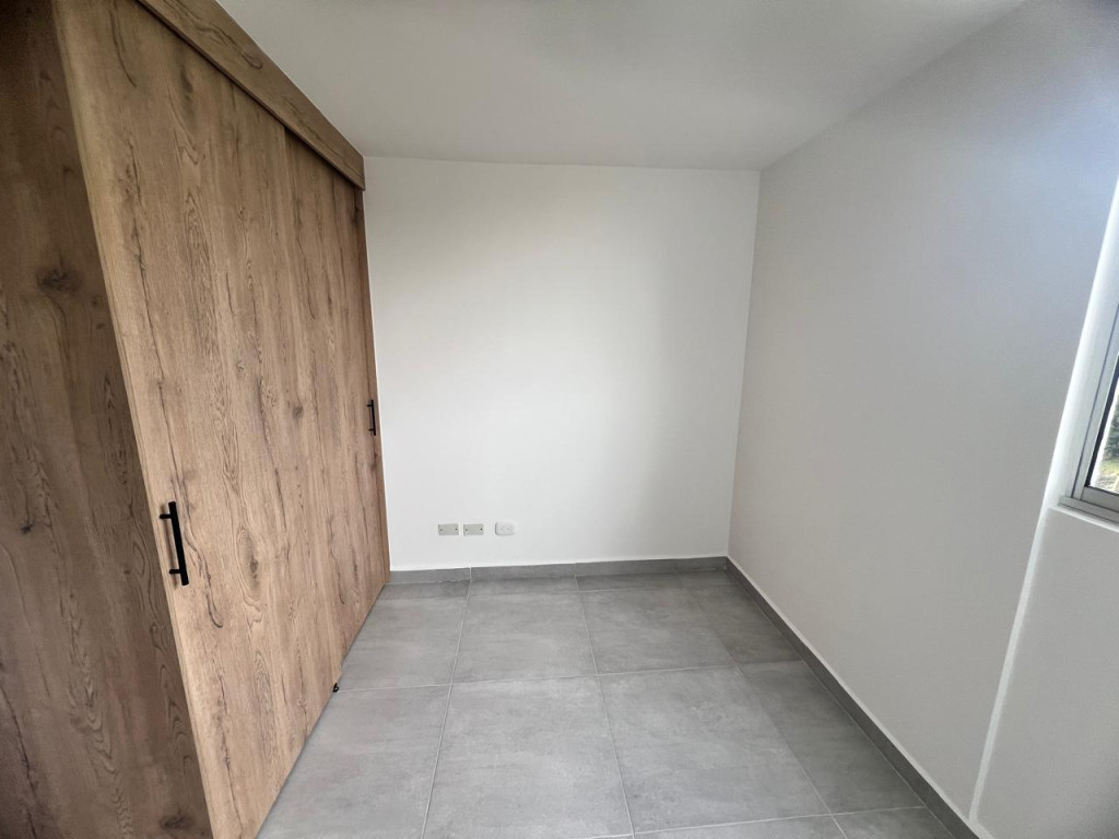 Apartamento en arriendo en Centro, Rionegro · foto 10 de 15
