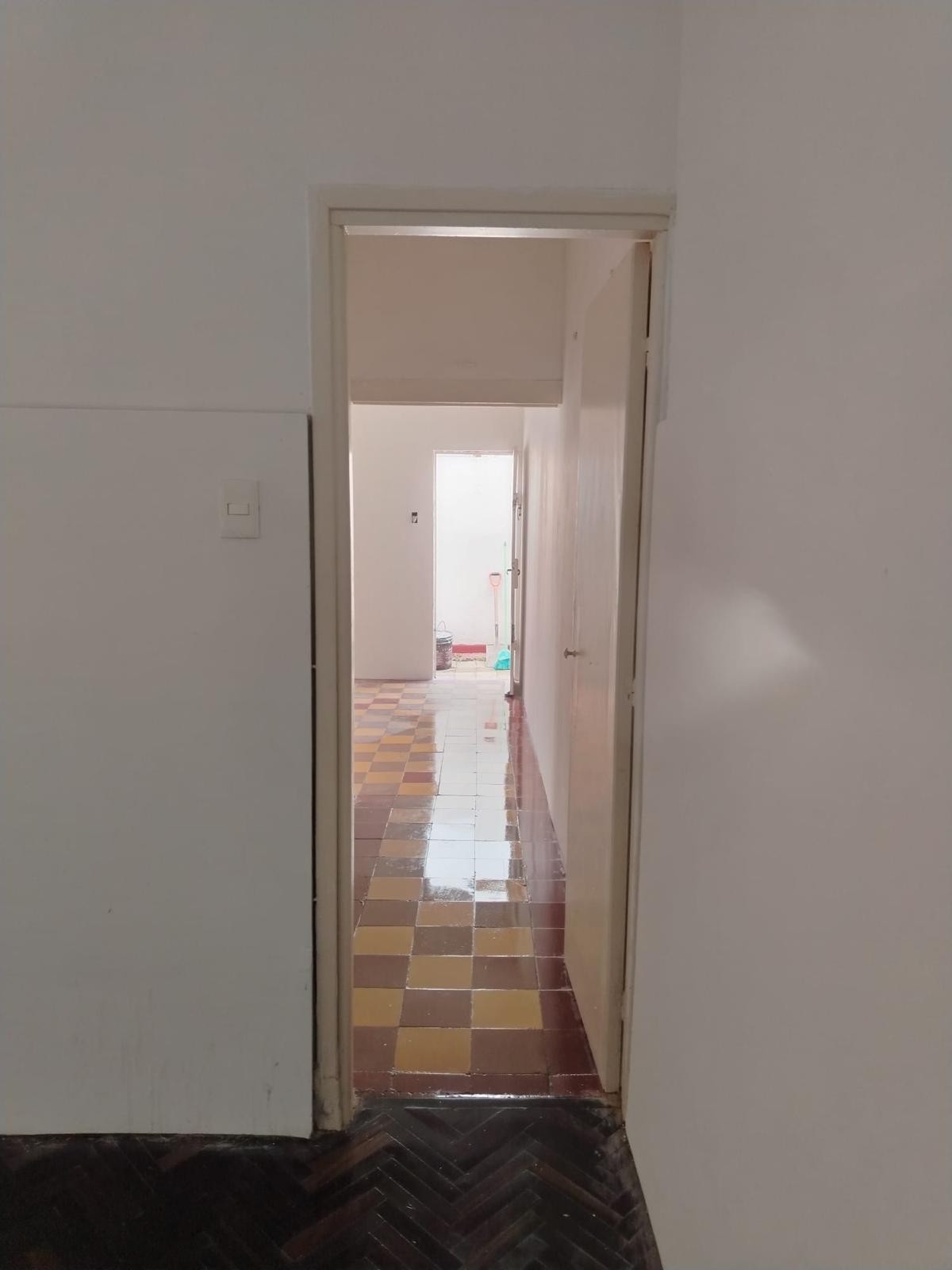 Antiguo con patio · Foto 4