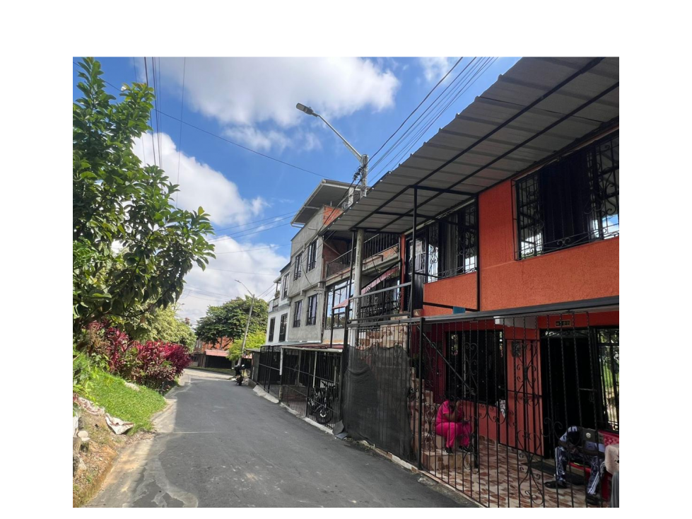 Casa en venta en San Jose, Pereira · foto 2 de 15