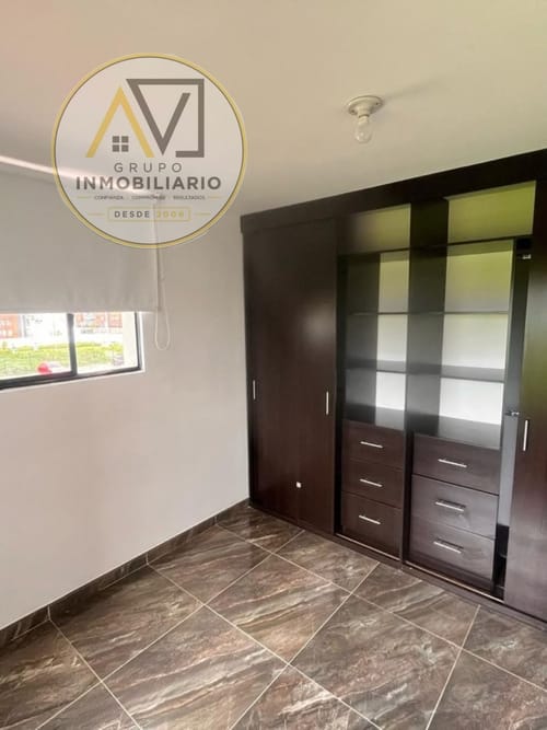 Apartamento de 3 alcobas en venta en San Pedro, Madrid, 53 m² · foto 9 de 10