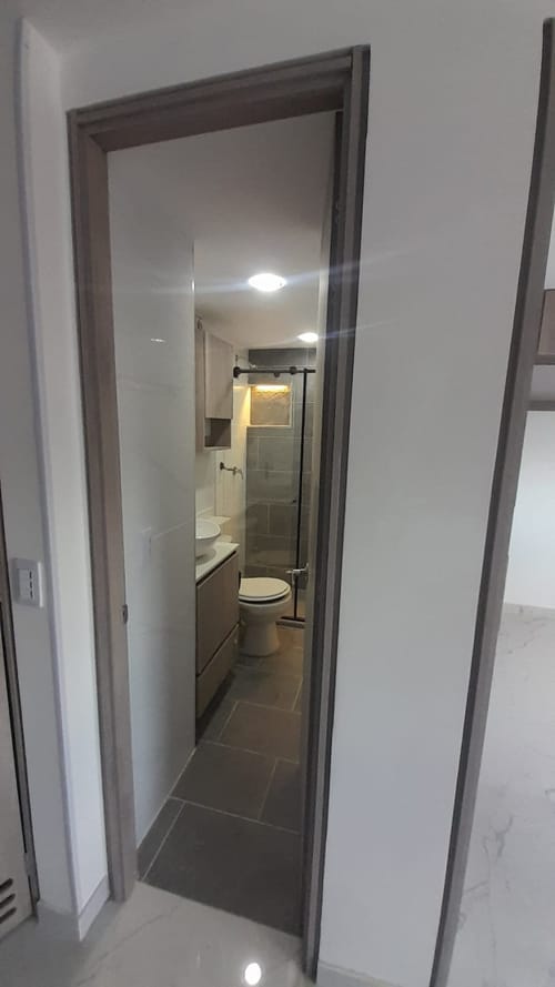 Apartamento de 2 alcobas en arriendo en Colombia, Bogotá, 35 m² · foto 8 de 12