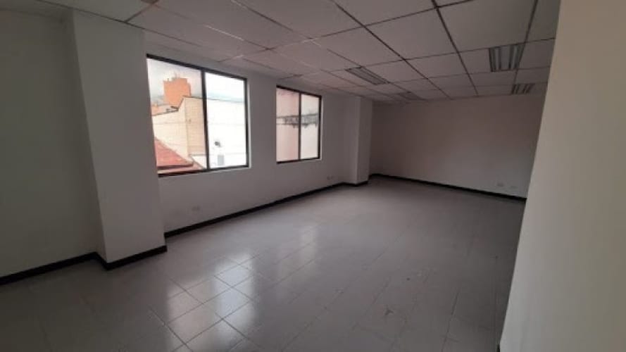 Oficina en arriendo en Lorena, Medellín, 70 m² · foto 4 de 8