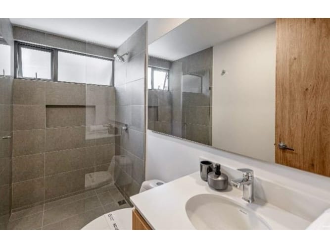 Apartamento de 3 alcobas en venta en Belén Rosales, Medellín, 87 m² · foto 5 de 15