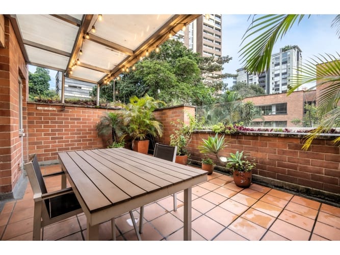 Apartamento de 2 alcobas en venta en Alejandria, Medellín, 124 m² · foto 3 de 24