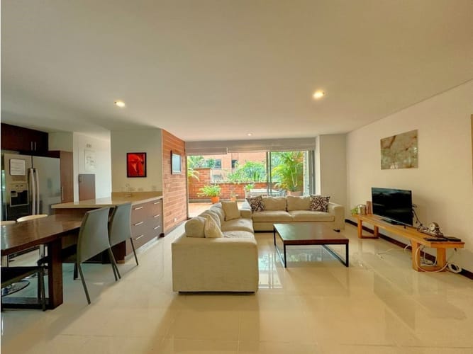 Apartamento de 2 alcobas en venta en Alejandria, Medellín, 124 m² · foto 5 de 24