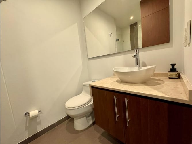 Apartamento de 2 alcobas en venta en Alejandria, Medellín, 124 m² · foto 13 de 24