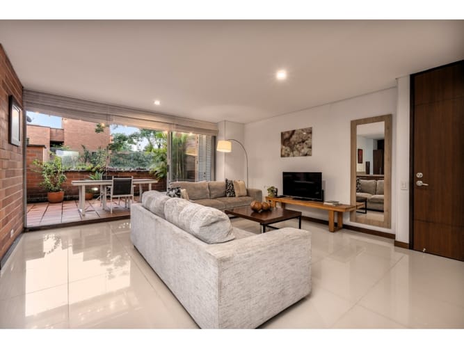 Apartamento de 2 alcobas en venta en Alejandria, Medellín, 124 m² · foto 22 de 24