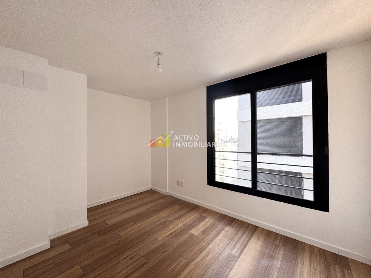 Alquiler apartamento 2 dormitorios con balcón - Tres Cruces · Foto 4