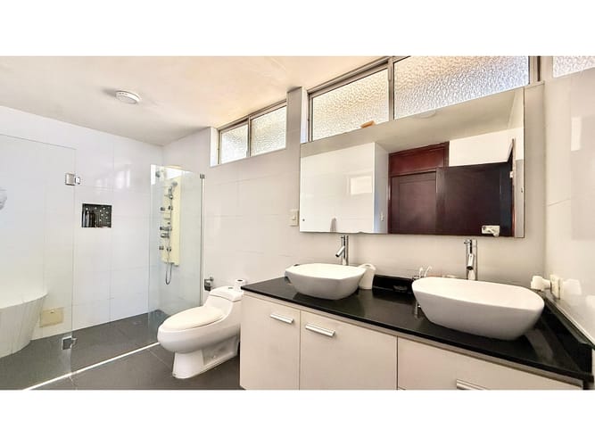 Apartamento de 3 alcobas en venta en Altos Del Prado, Barranquilla, 260 m² · foto 8 de 9