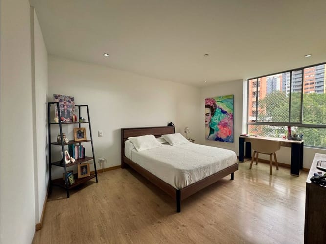 Apartamento de 3 alcobas en venta en Loma Del Esmeraldal, Envigado, 167 m² · foto 10 de 24