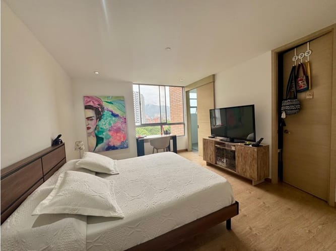 Apartamento de 3 alcobas en venta en Loma Del Esmeraldal, Envigado, 167 m² · foto 11 de 24