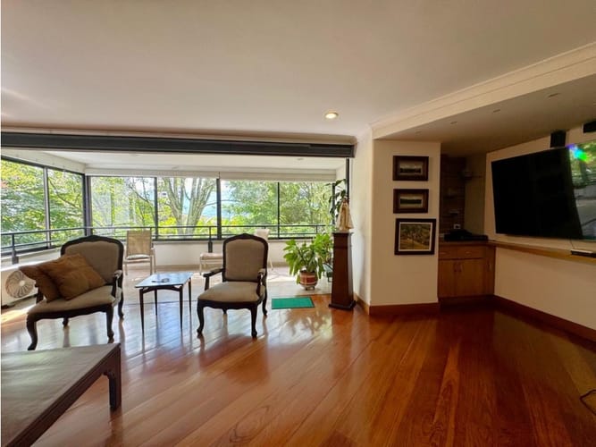 Apartamento de 3 alcobas en venta en Los Balsos, Medellín, 202 m² · foto 4 de 21