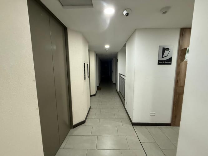 Apartaestudio en venta en Chapinero Central, Bogotá, 23 m² · foto 16 de 17