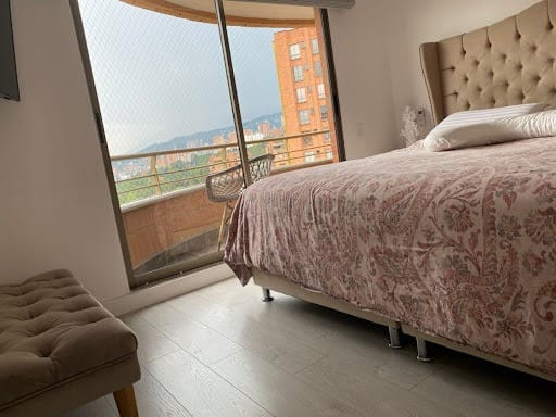Apartamento de 3 alcobas en arriendo en El Diamante No. 2, Medellín, 150 m² · foto 9 de 22